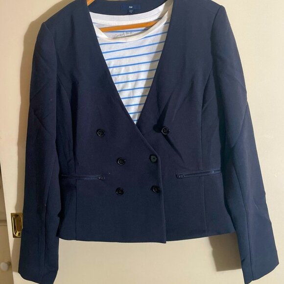 GAP Women's Blazer - Picture 2 of 7